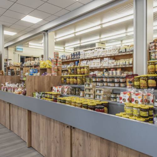 Intérieur Magasin_Les jardins de la côte rôtie_24